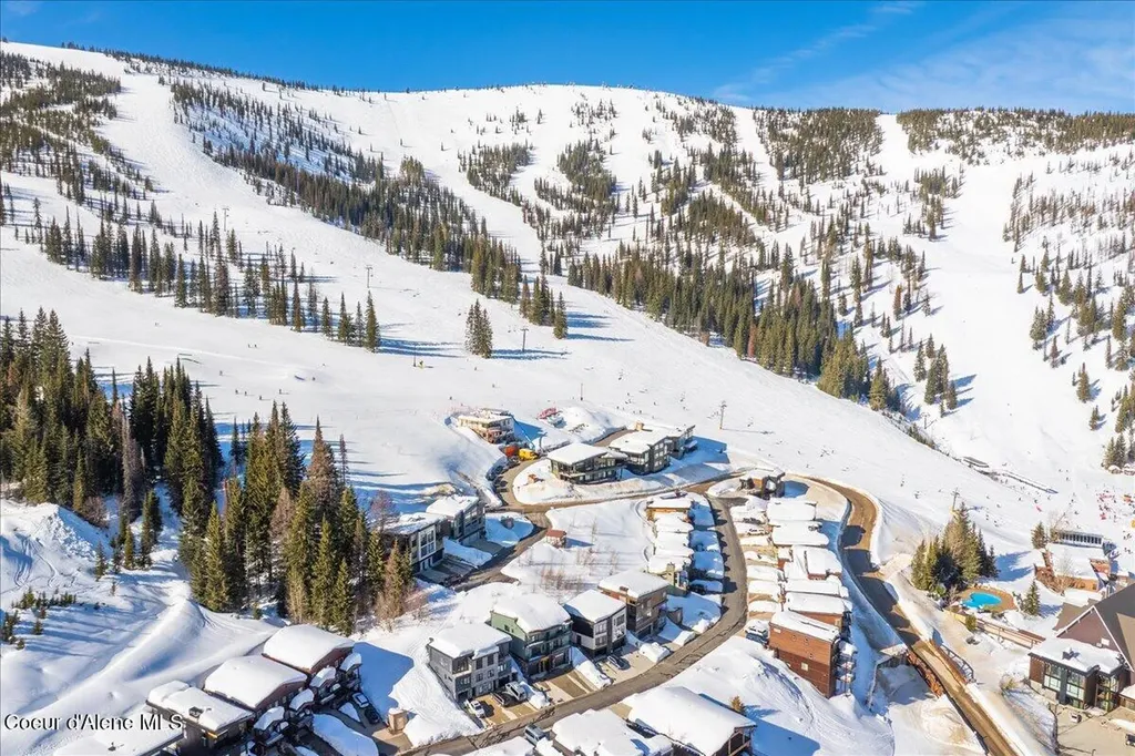 26 Headwall Drive Sandpoint ID 83864
