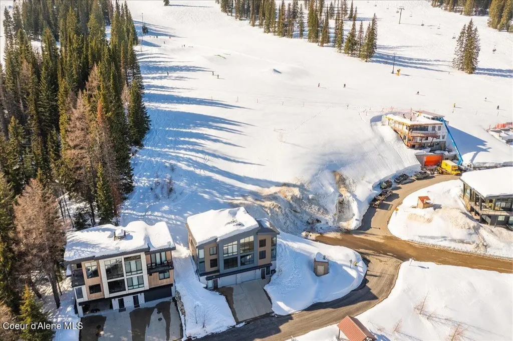 26 Headwall Drive Sandpoint ID 83864