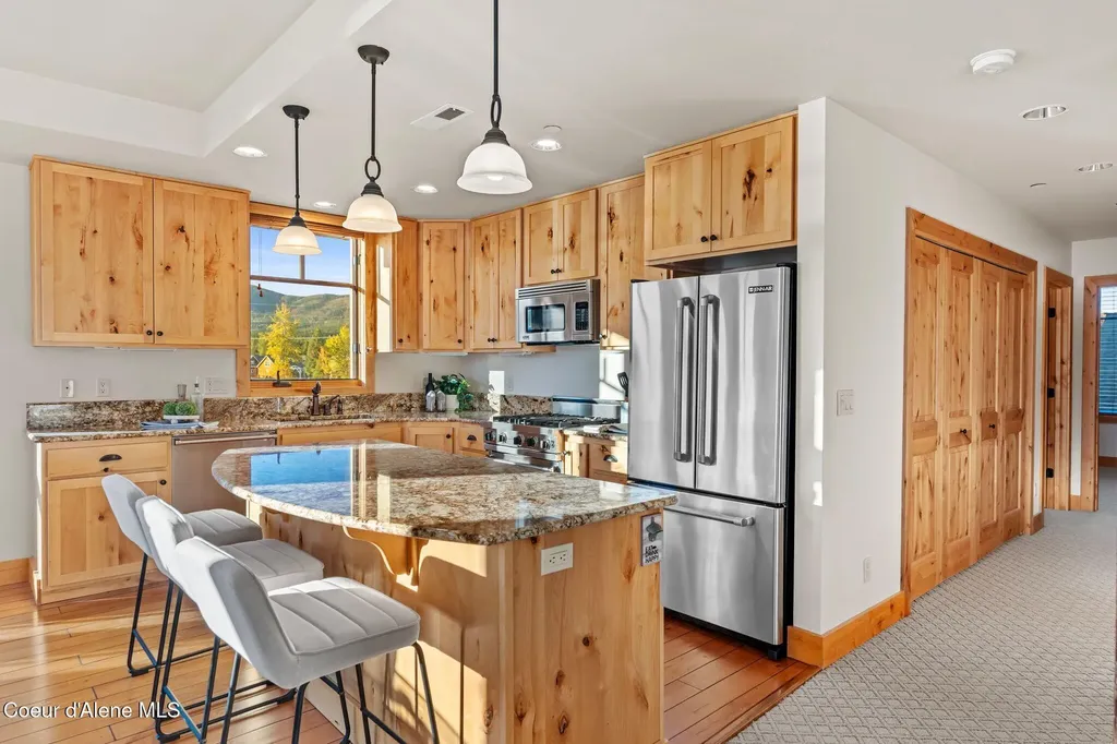 651 Dover Bay Parkway #202 Dover ID 83825