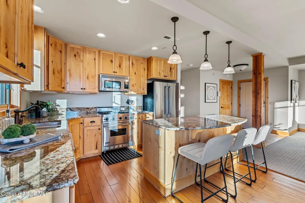 651 Dover Bay Parkway #202 Dover ID 83825