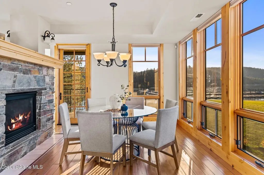 651 Dover Bay Parkway #202 Dover ID 83825
