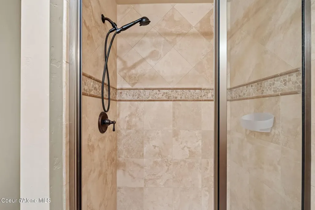 651 Dover Bay Parkway #202 Dover ID 83825