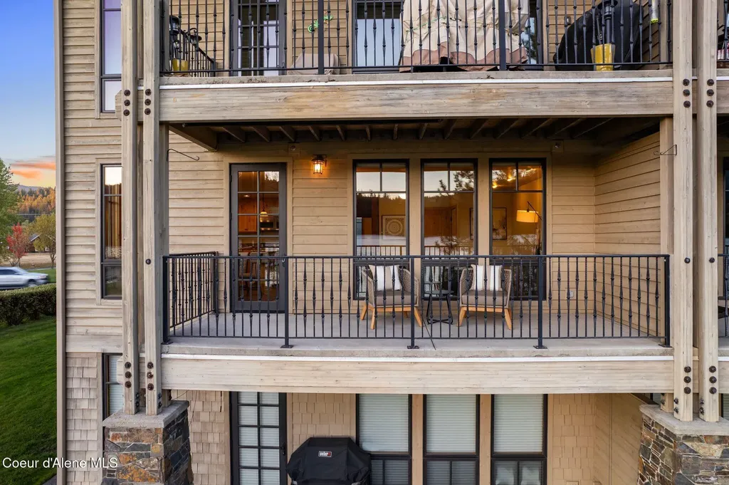 651 Dover Bay Parkway #202 Dover ID 83825