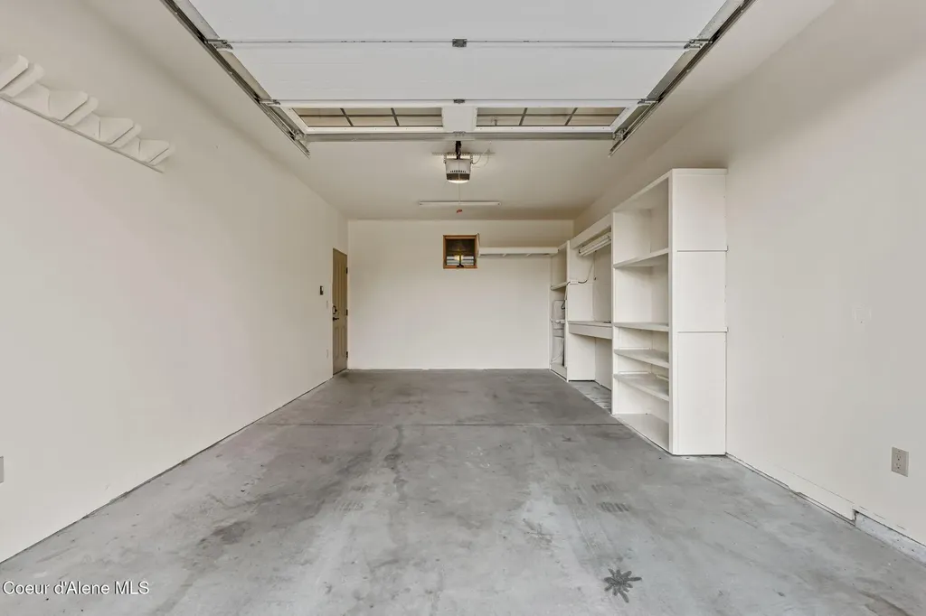 651 Dover Bay Parkway #202 Dover ID 83825