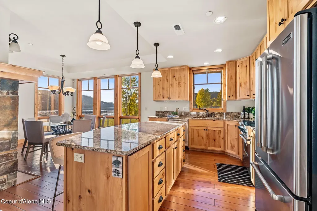 651 Dover Bay Parkway #202 Dover ID 83825
