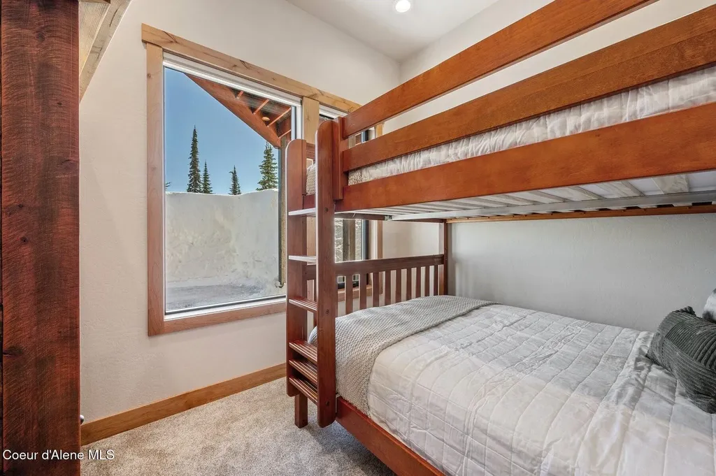 285 Tall Timber Road Sandpoint ID 83864
