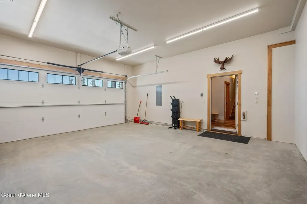 285 Tall Timber Road Sandpoint ID 83864