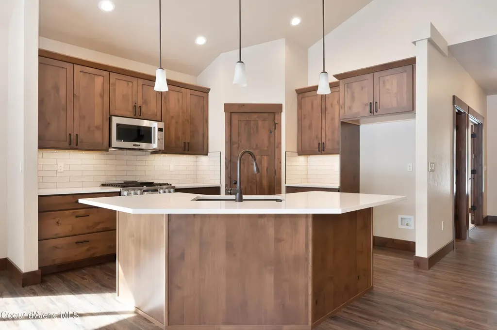 57 Carbonate Lane Oldtown ID 83822