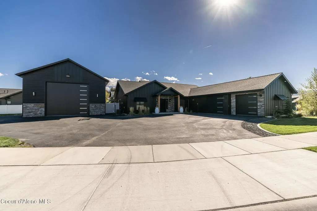 1310 W Miss Hana Avenue Post Falls ID 83854