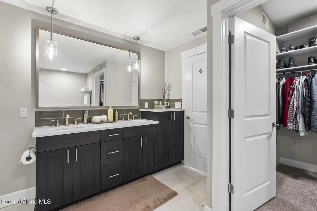 447 W Waterside Drive Post Falls ID 83854
