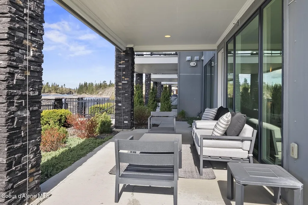 447 W Waterside Drive Post Falls ID 83854