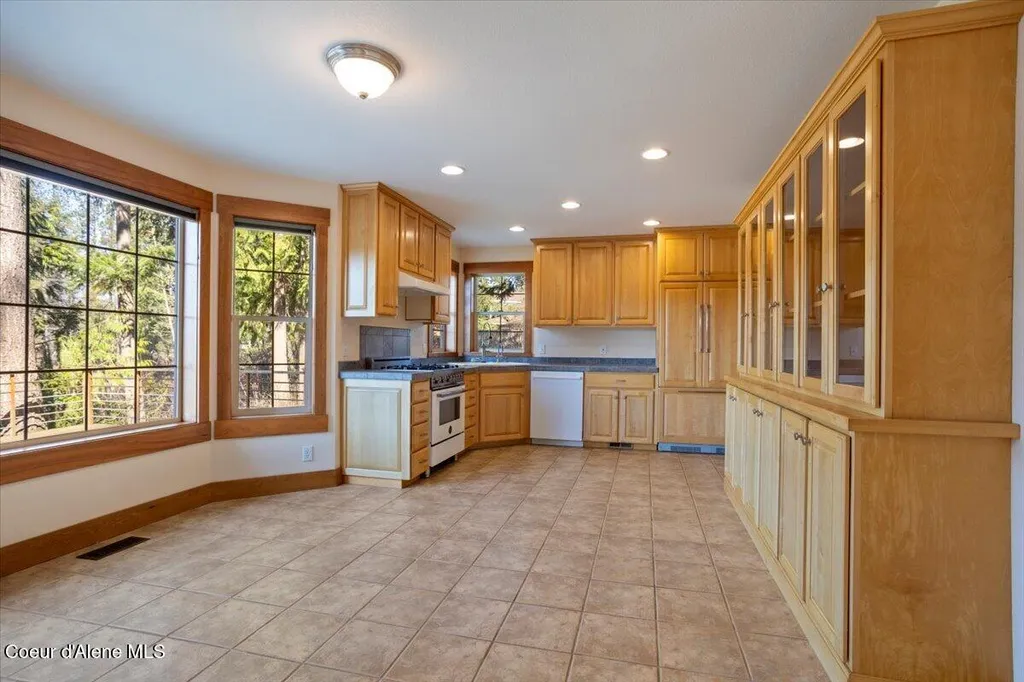 414 Creekside Lane Sandpoint ID 83864