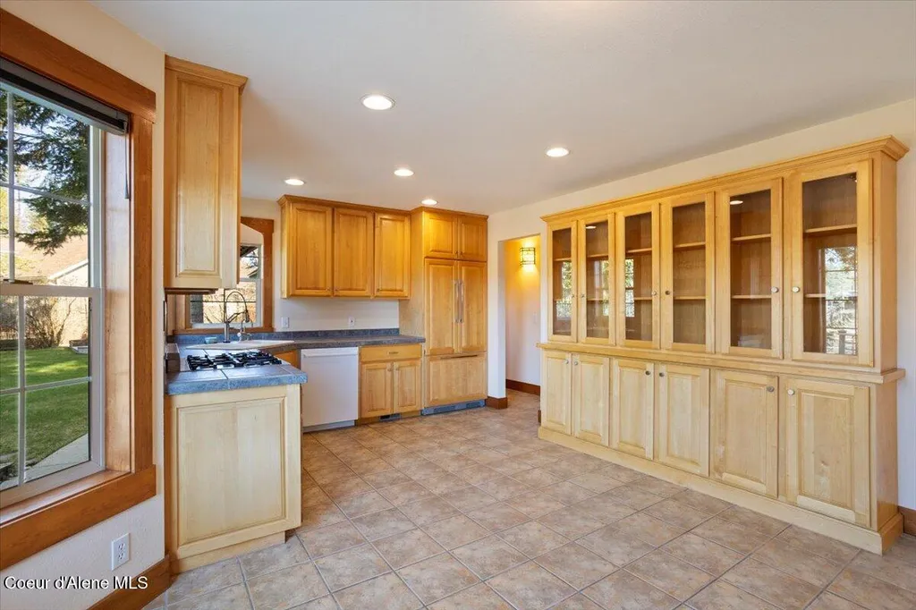 414 Creekside Lane Sandpoint ID 83864