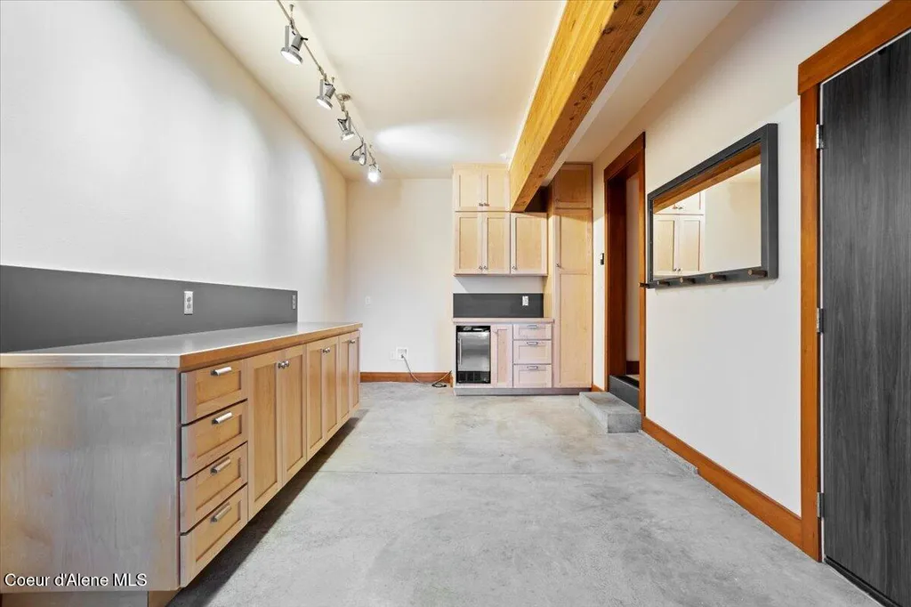 414 Creekside Lane Sandpoint ID 83864