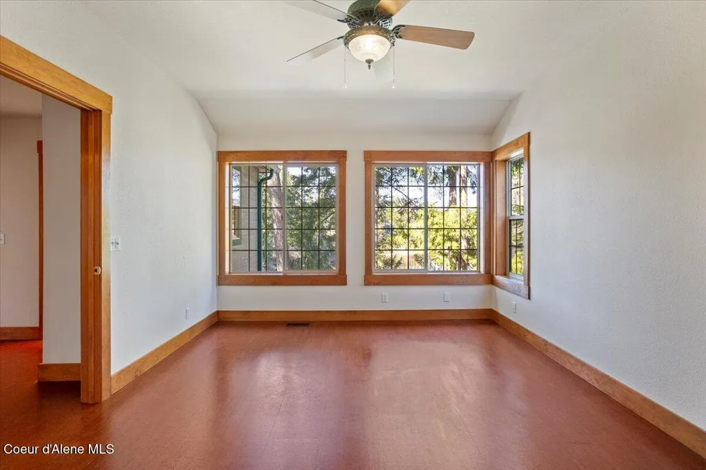 414 Creekside Lane Sandpoint ID 83864