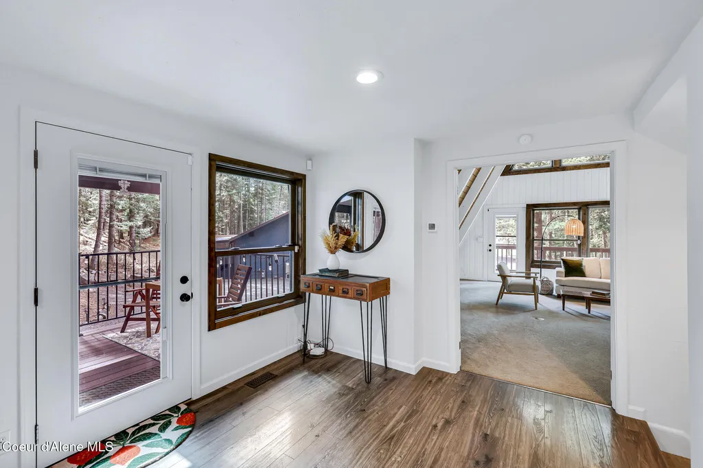 16204 N Pinewood Way Hayden ID 83835