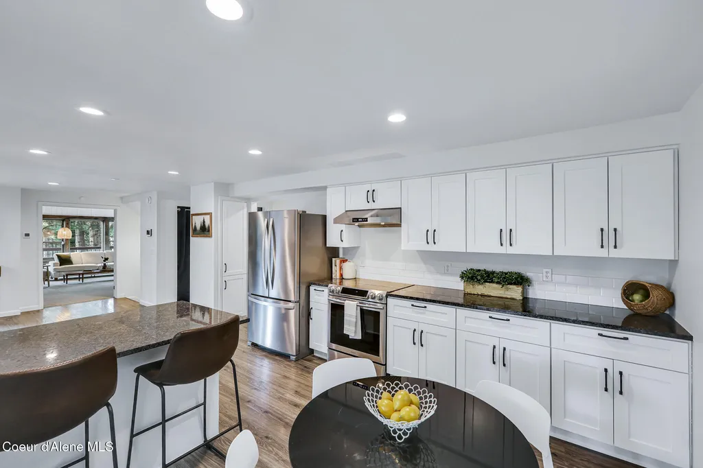 16204 N Pinewood Way Hayden ID 83835