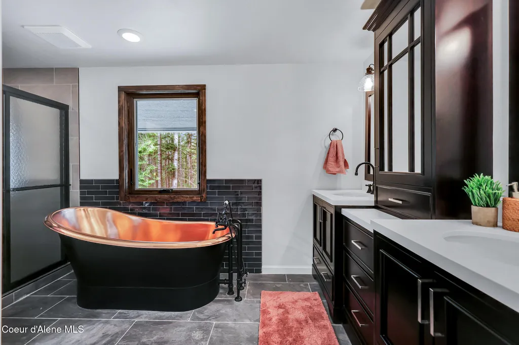 16204 N Pinewood Way Hayden ID 83835