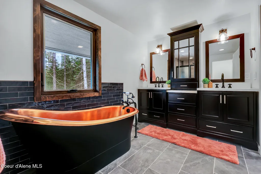 16204 N Pinewood Way Hayden ID 83835