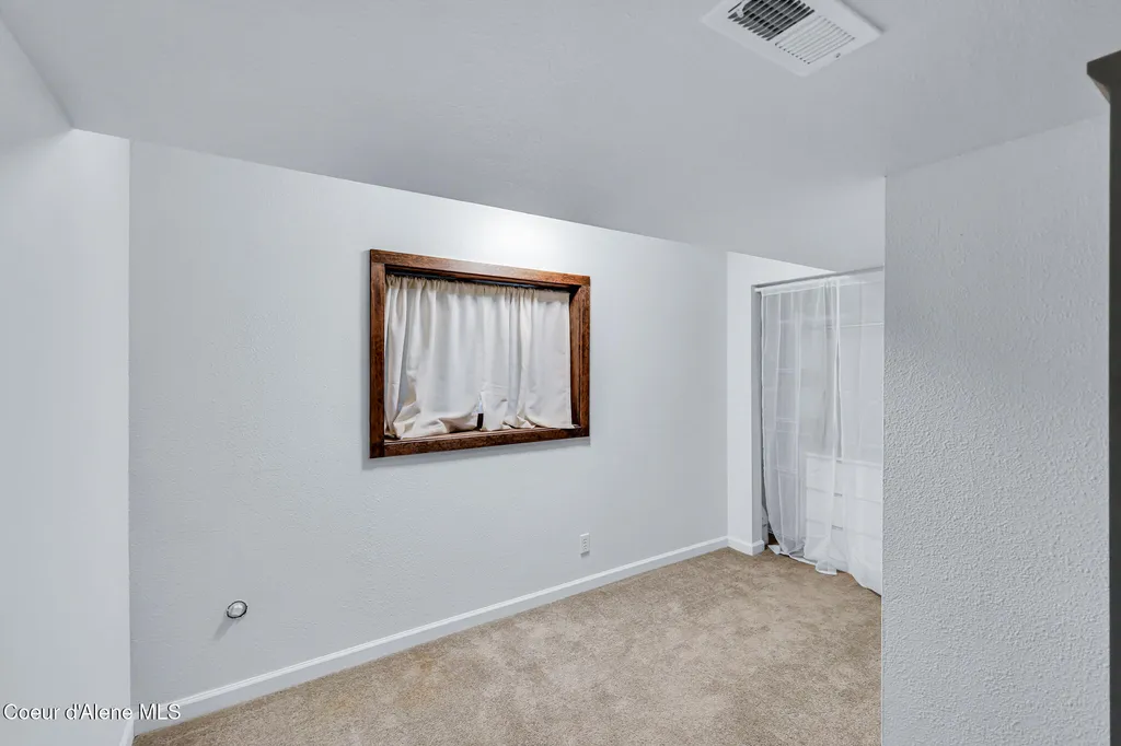 16204 N Pinewood Way Hayden ID 83835