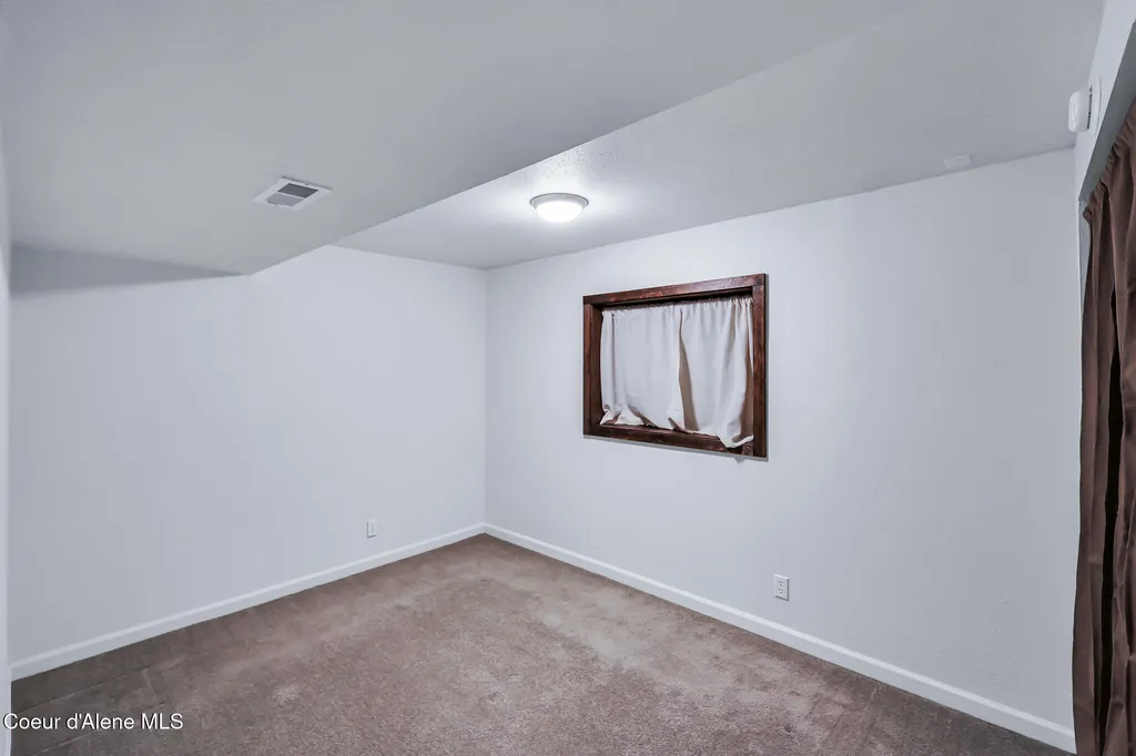 16204 N Pinewood Way Hayden ID 83835