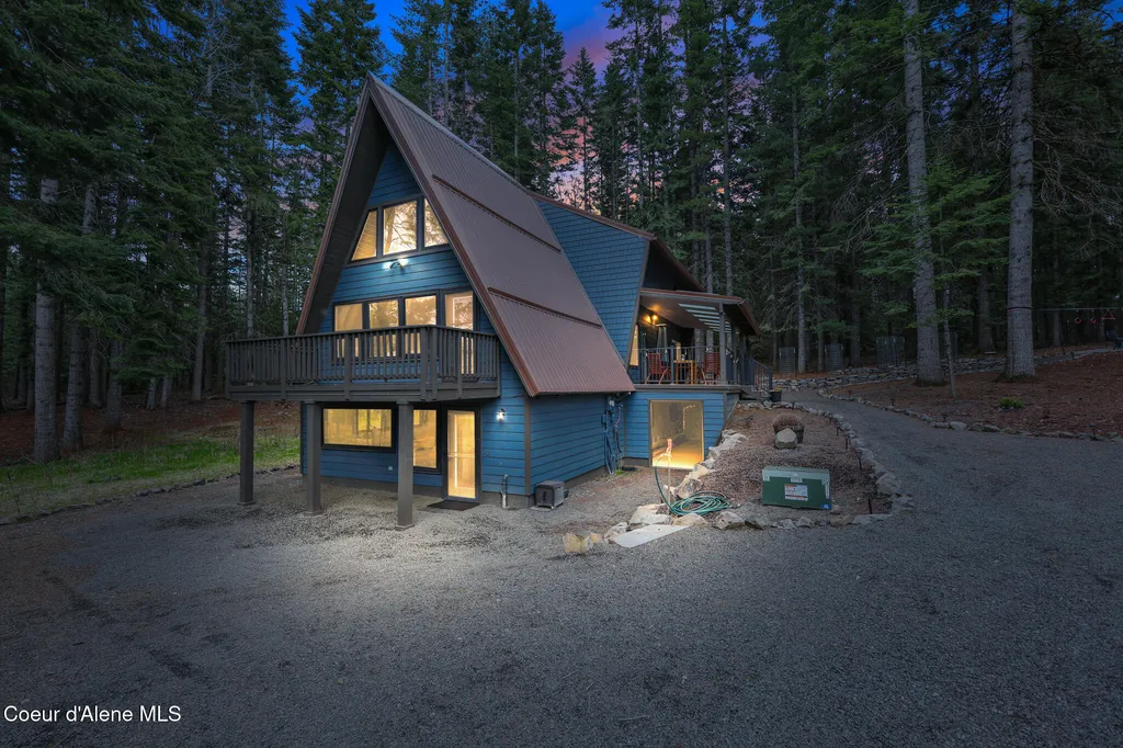 16204 N Pinewood Way Hayden ID 83835