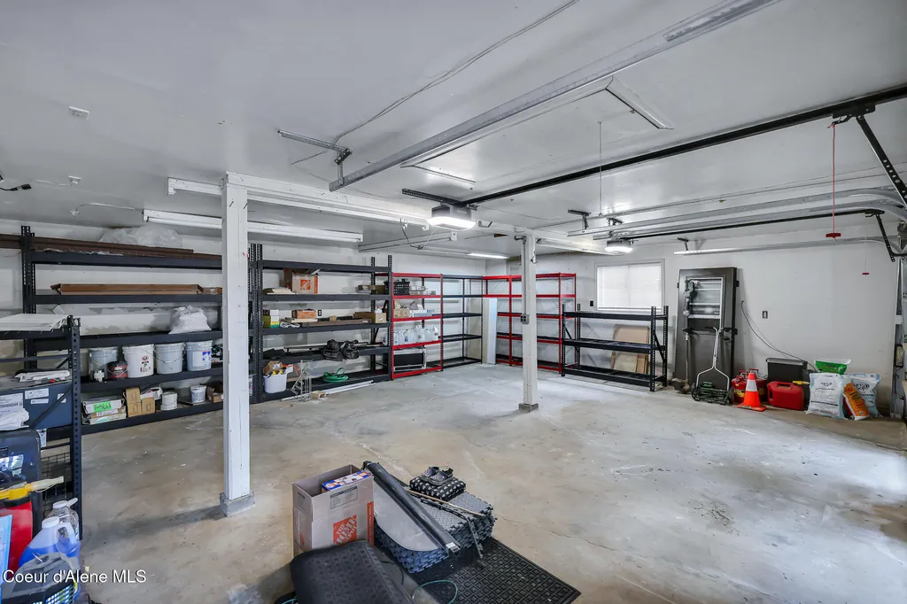 16204 N Pinewood Way Hayden ID 83835