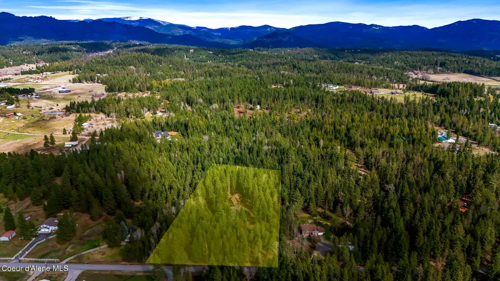 16204 N Pinewood Way Hayden ID 83835