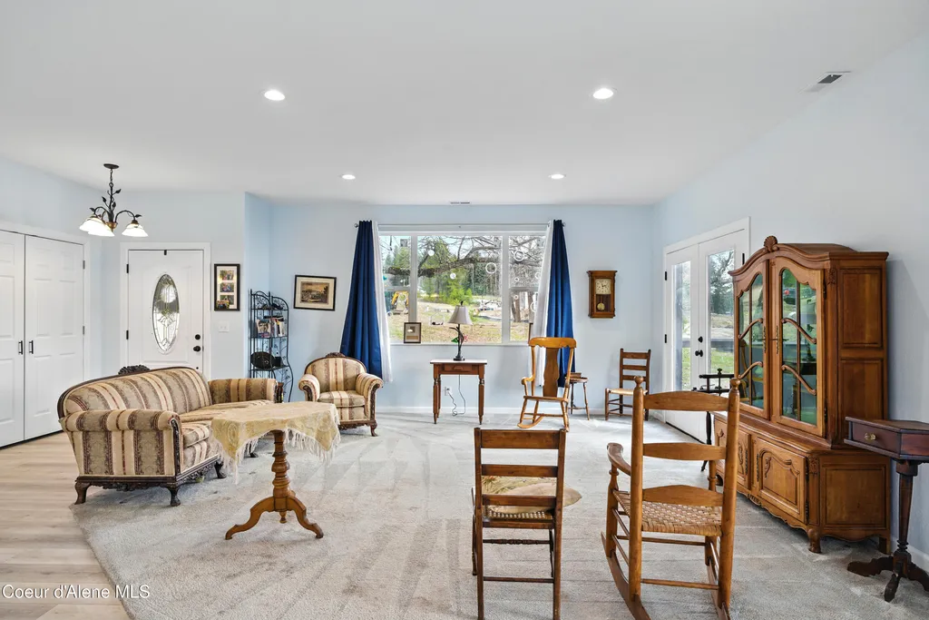 153 Sandy Beach Lane Cocolalla ID 83813