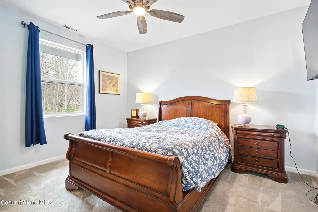 153 Sandy Beach Lane Cocolalla ID 83813