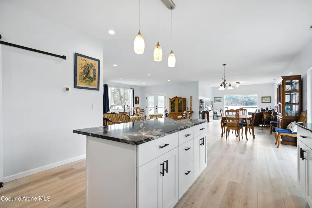 153 Sandy Beach Lane Cocolalla ID 83813