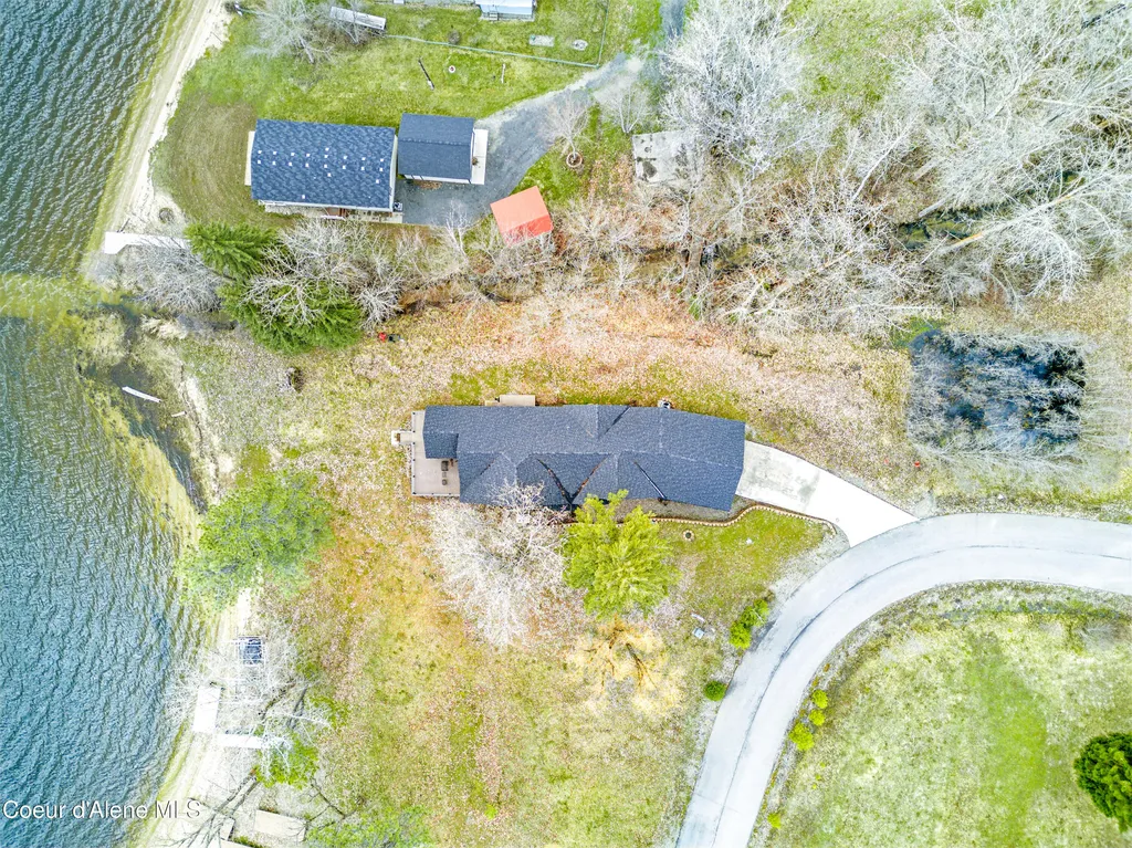 153 Sandy Beach Lane Cocolalla ID 83813