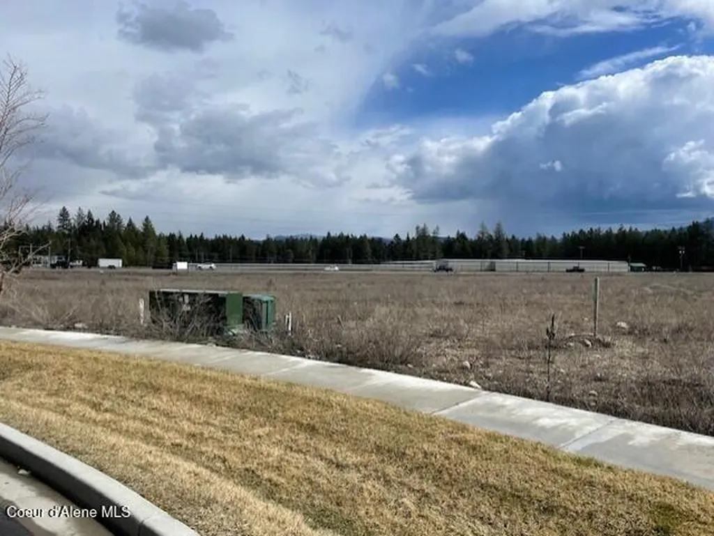 784 W Fryeburg Avenue Hayden ID 83835