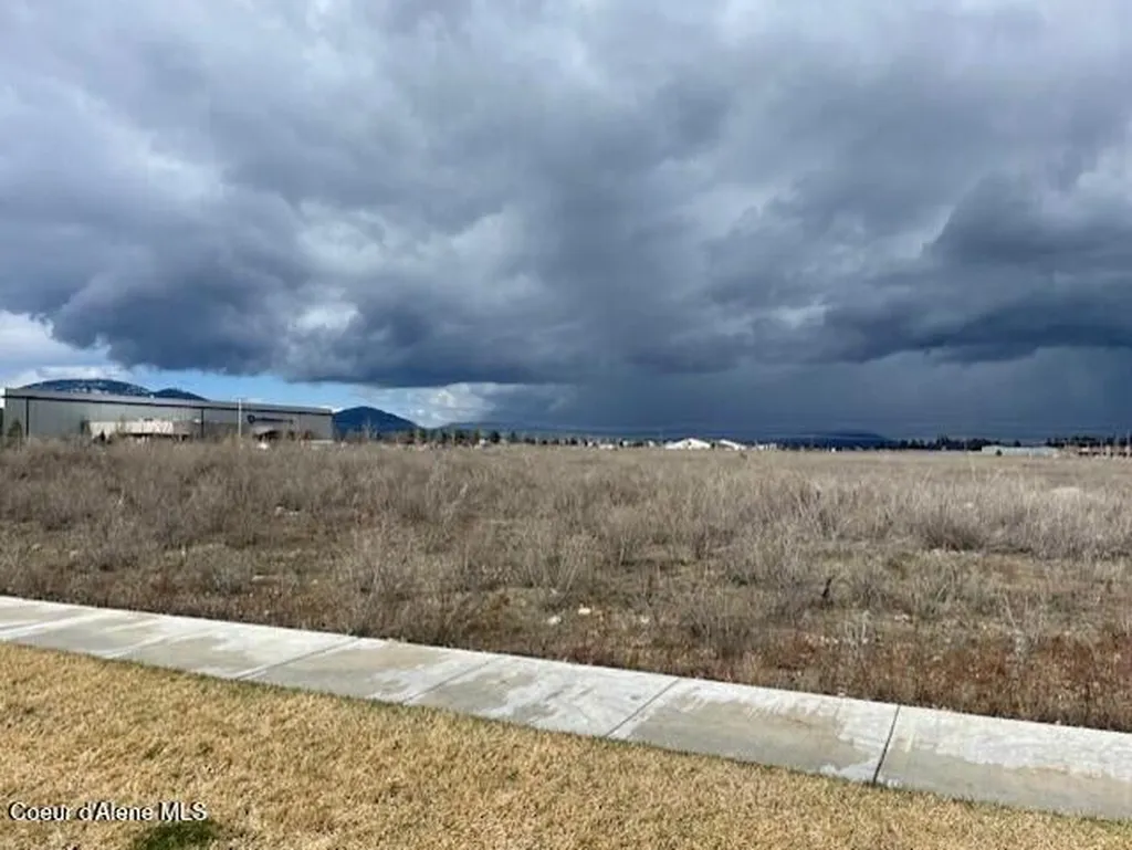 577 W Fryeburg Avenue Hayden ID 83835
