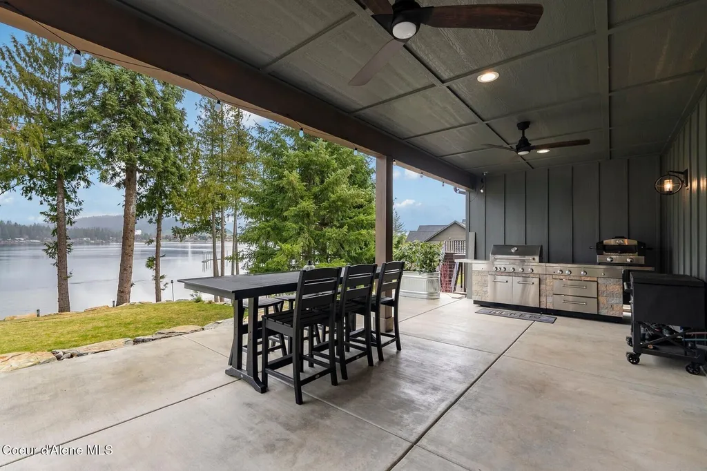 89 Sawyer Avenue Priest River ID 83856