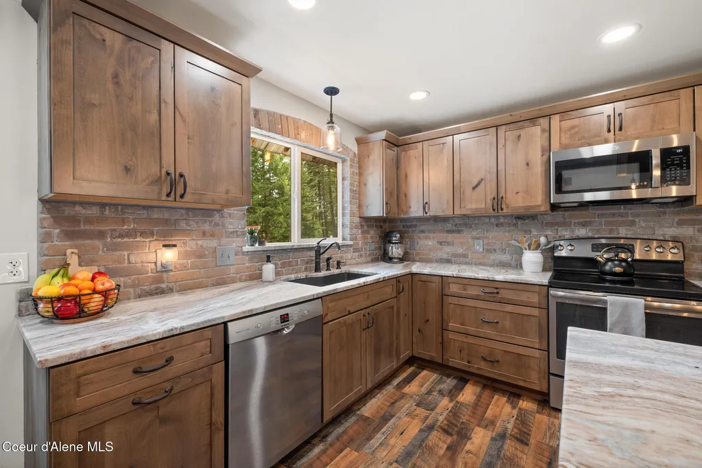 13168 N Clauson Trail Rathdrum ID 83858