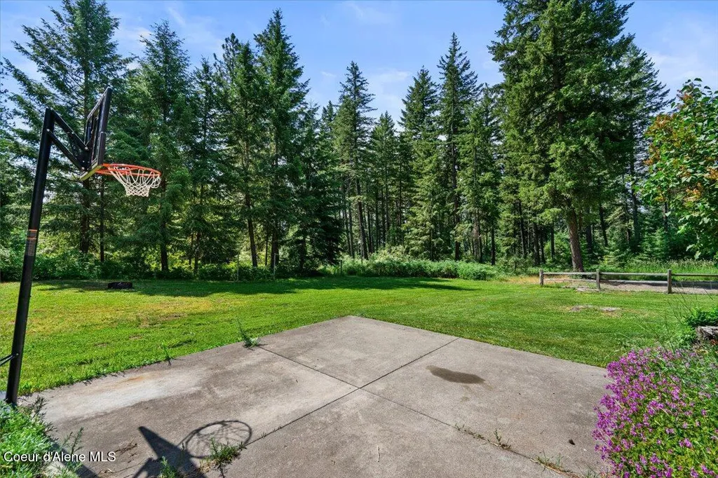13168 N Clauson Trail Rathdrum ID 83858