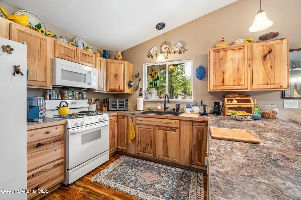 13168 N Clauson Trail Rathdrum ID 83858