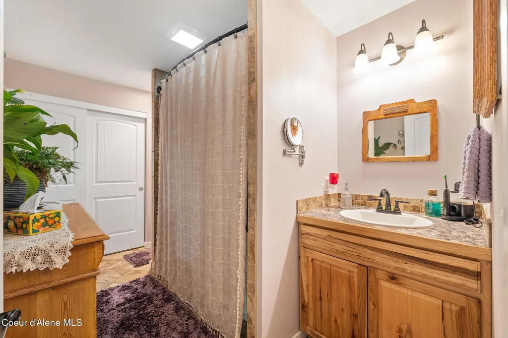 13168 N Clauson Trail Rathdrum ID 83858