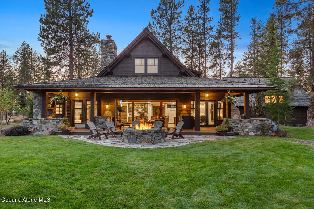 2623 E Old Barn Court Harrison ID 83833