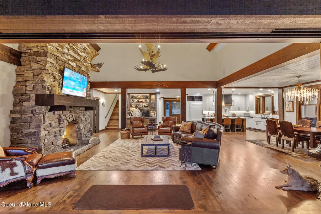 2623 E Old Barn Court Harrison ID 83833