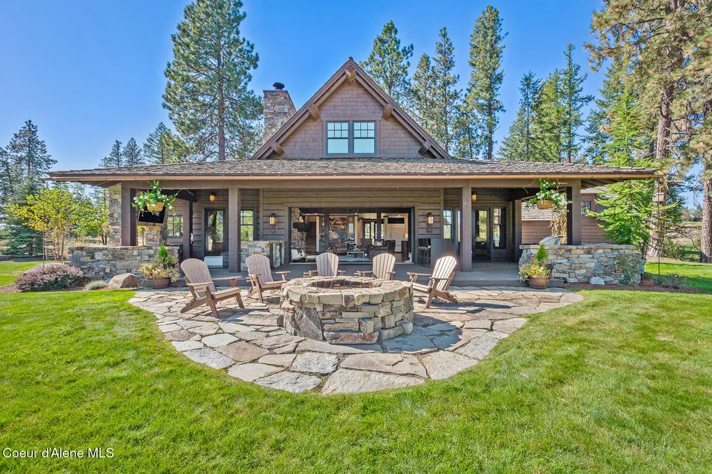 2623 E Old Barn Court Harrison ID 83833