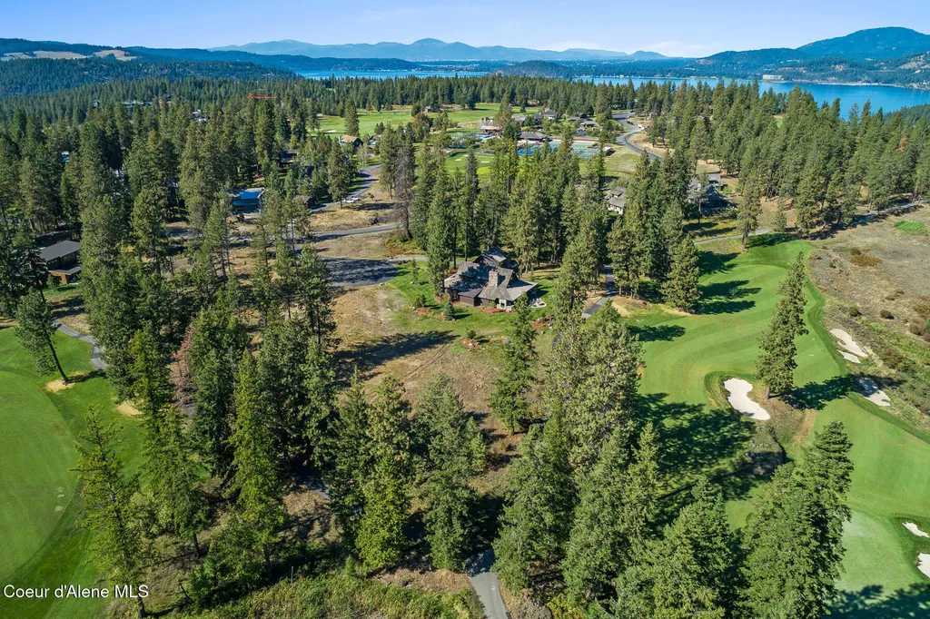 2623 E Old Barn Court Harrison ID 83833