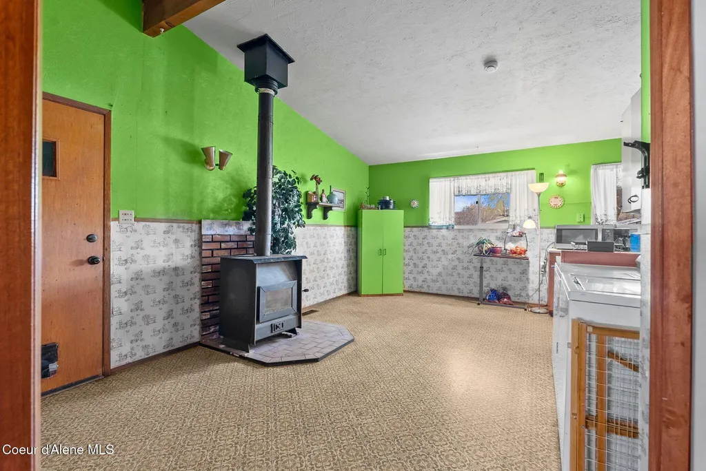 1110 Hickory Street Sandpoint ID 83864