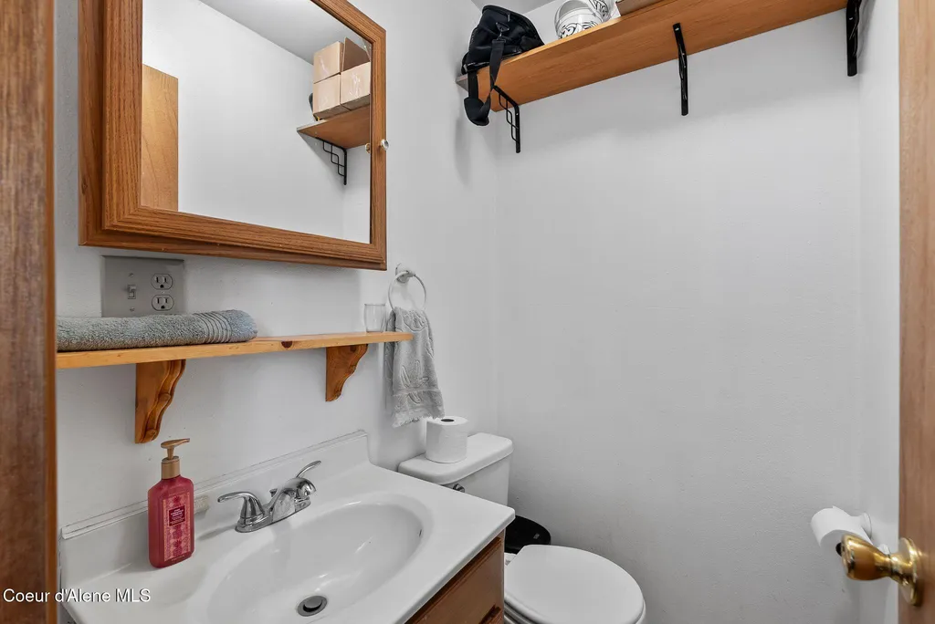 1110 Hickory Street Sandpoint ID 83864
