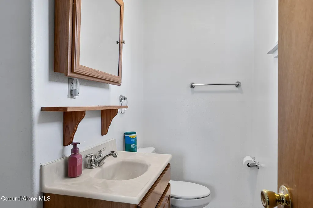 1110 Hickory Street Sandpoint ID 83864