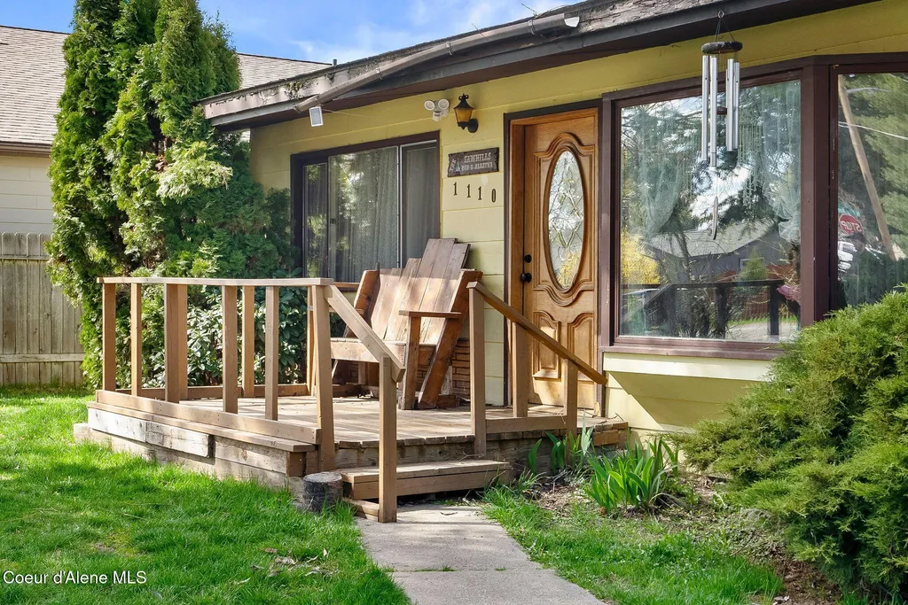 1110 Hickory Street Sandpoint ID 83864