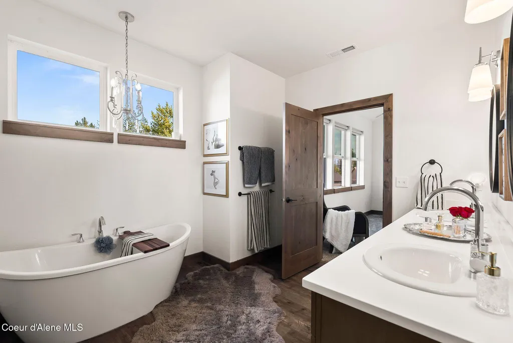 199 Madera Drive Sandpoint ID 83864