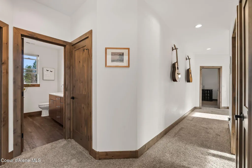 199 Madera Drive Sandpoint ID 83864