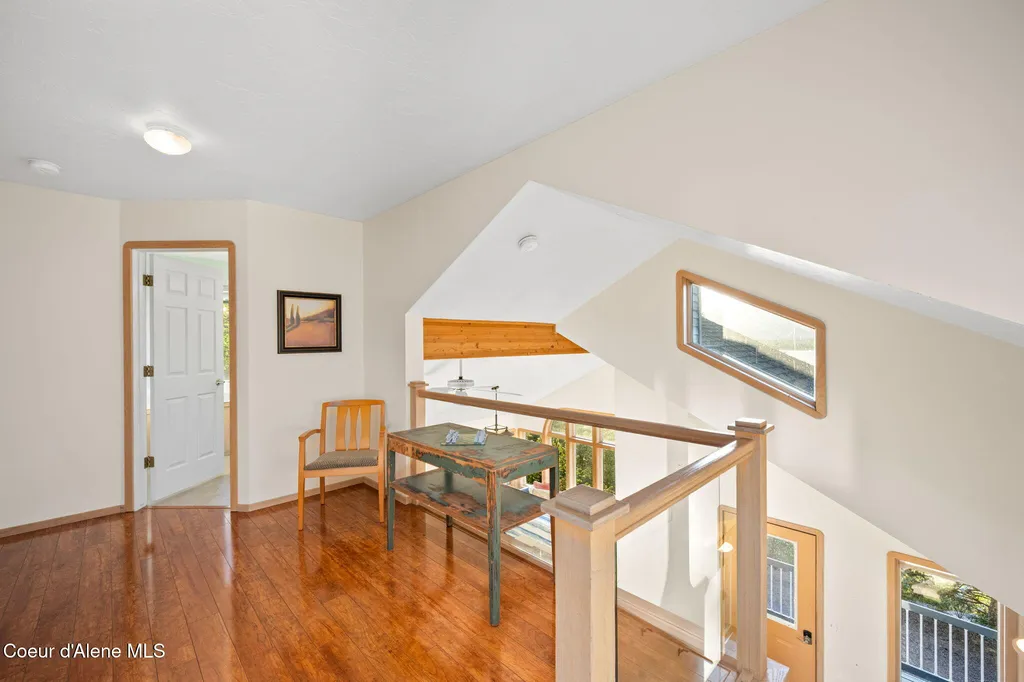 3338 Bottle Bay Road Sagle ID 83860